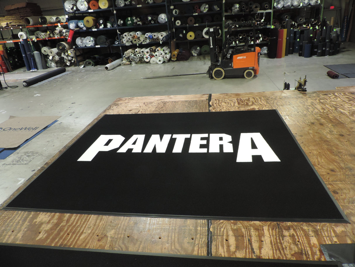 Grandeur Berber Inlay Rug