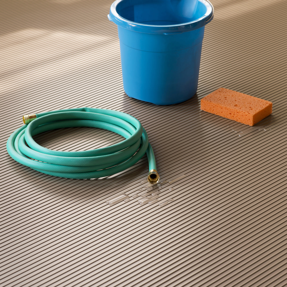 Garage Roll-Out Vinyl Mat - Ribbed