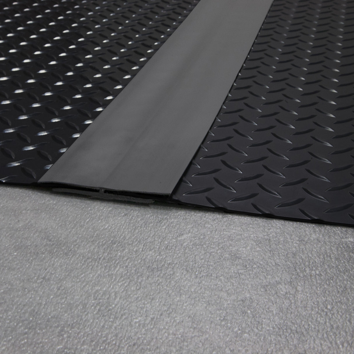 G-Floor 25' Mat Edge Trim