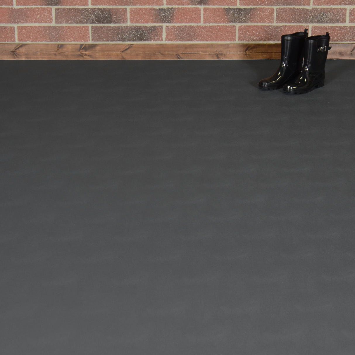 Garage Roll-Out Vinyl Mat - Levant