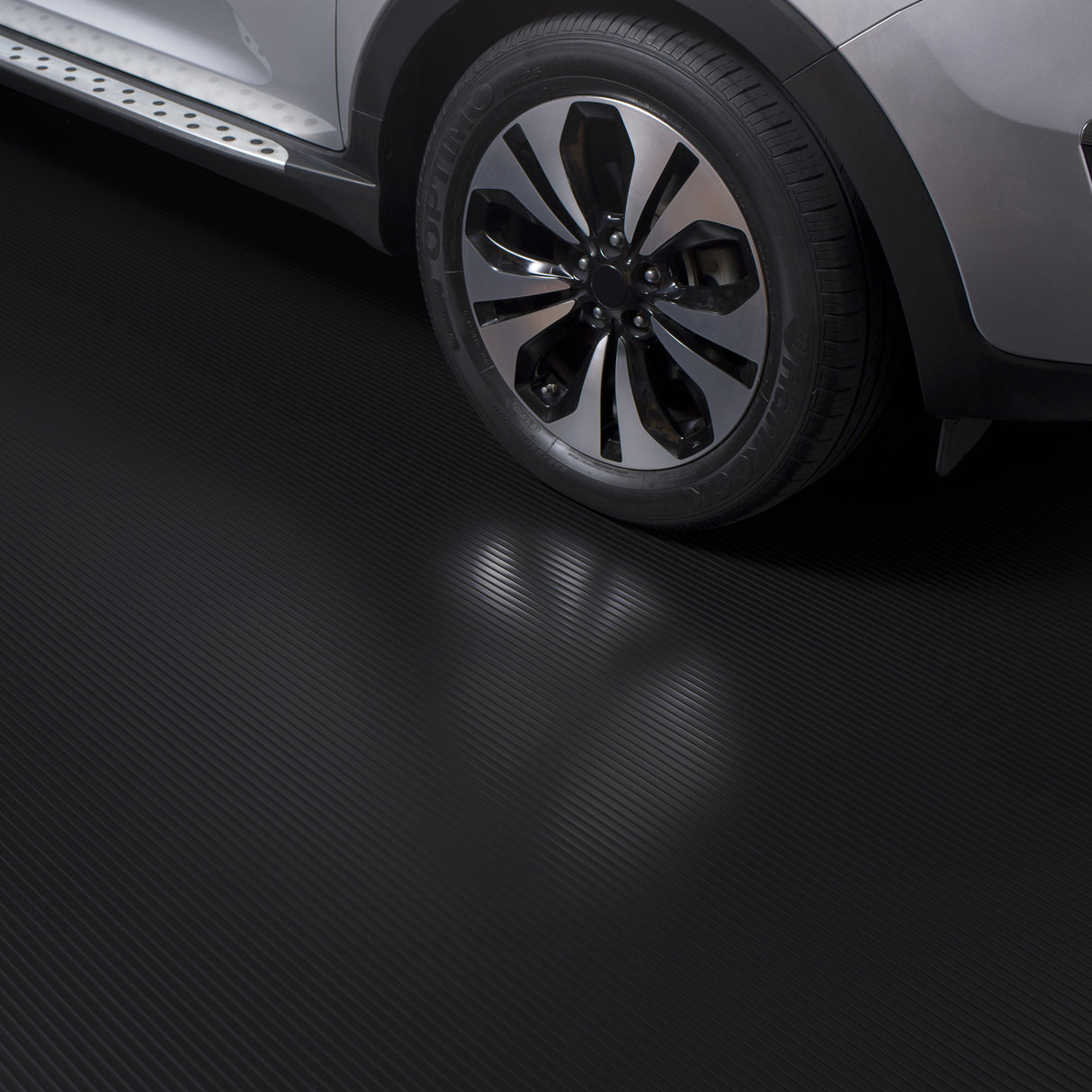 Garage Roll-Out Vinyl Mat - Ribbed
